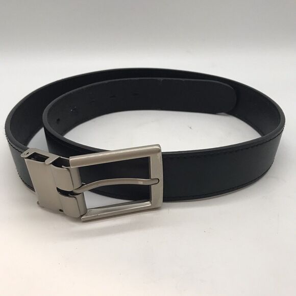 OOBE Black Leather Belt Women's size M 1 1/4” wide 38” long Overall Missing Loop - Picture 4 of 10